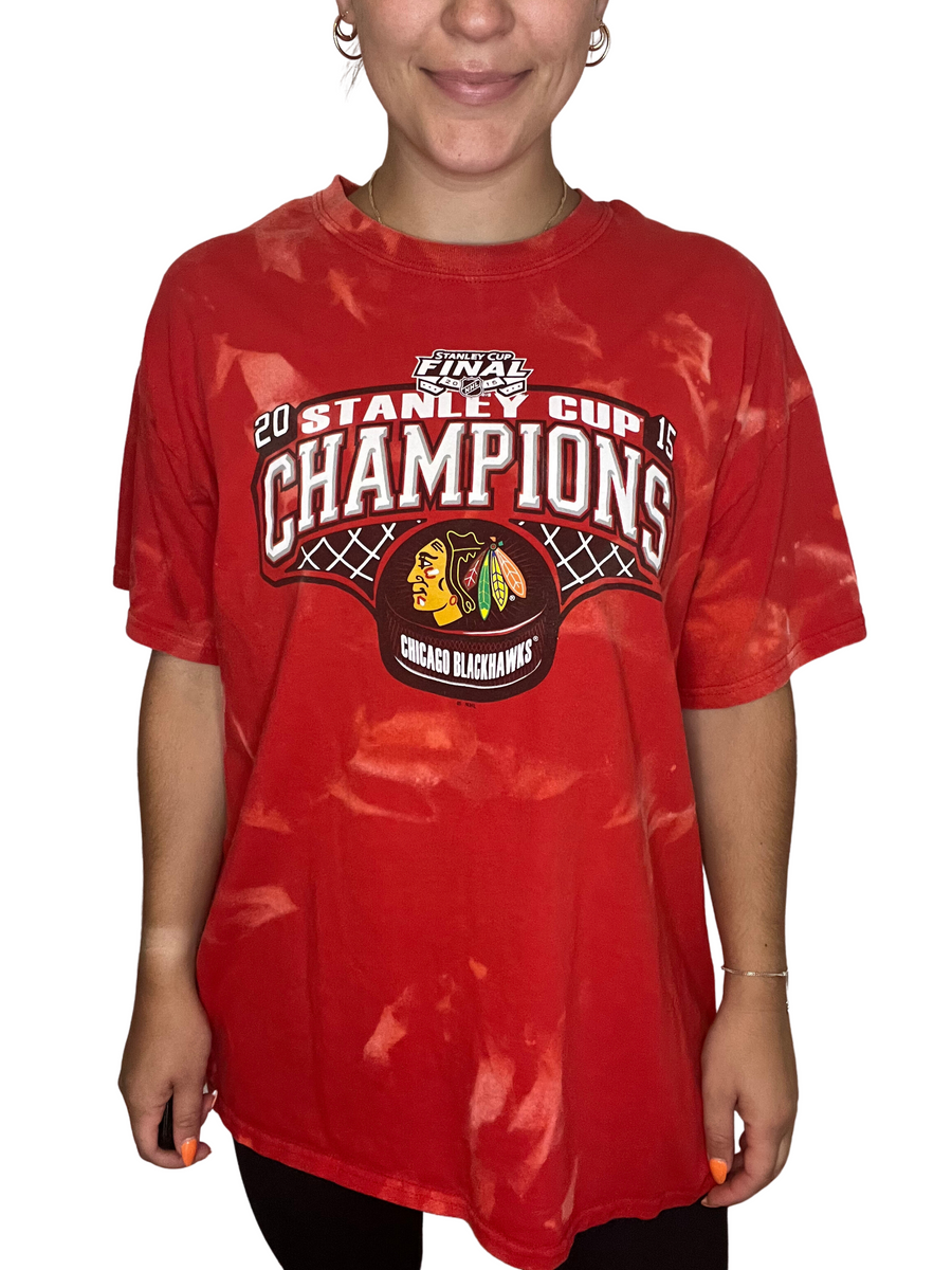 CHICAGO BLACKHAWKS 2013 STANLY CUP CHAMPIONS SIZE XL WHITE SHORT SLEEVE  T-SHIRT