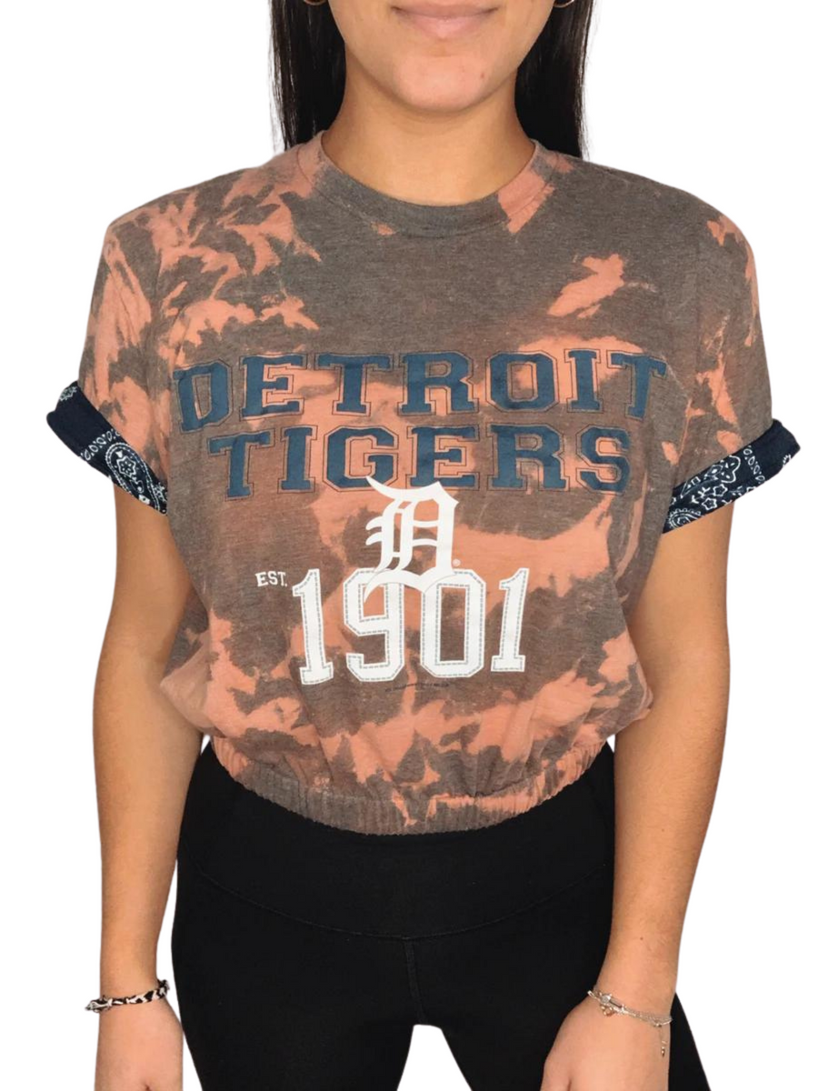 Detroit Tigers Cropped Cinched Bottom Bandana Sleeves Shirt