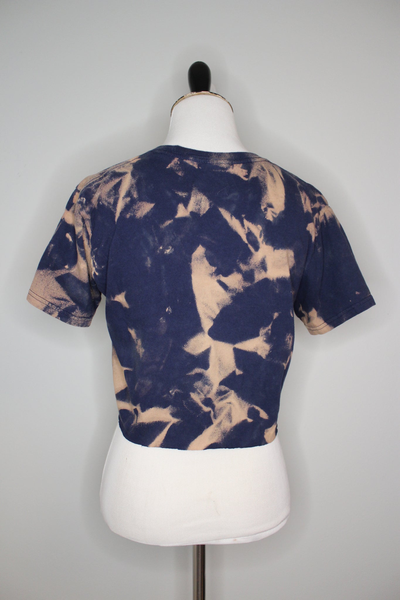Seattle Mariners Bleached Front Tie Cropped Shirt